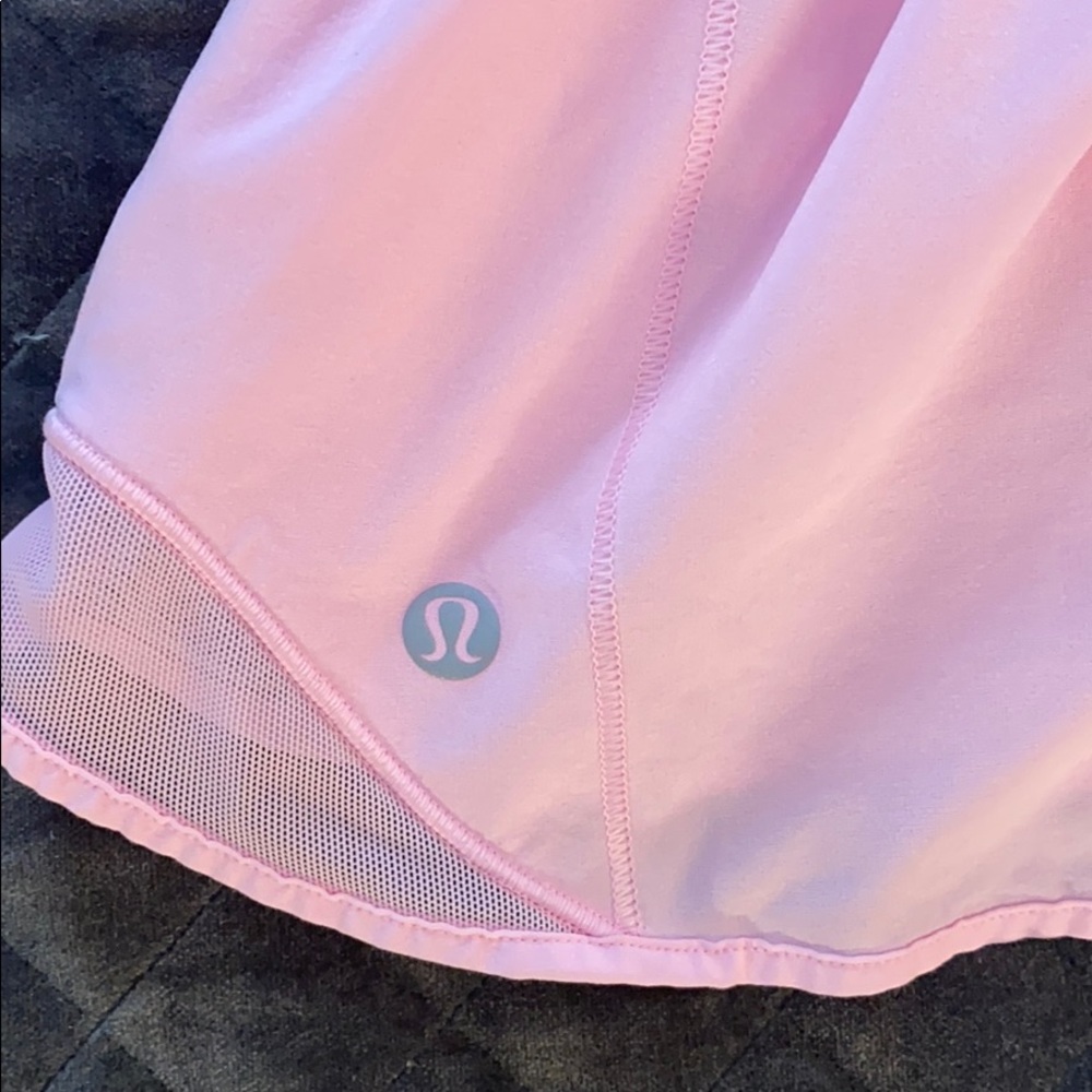 LULULEMOM LIGHT PINK SHORTS SIZE 6
